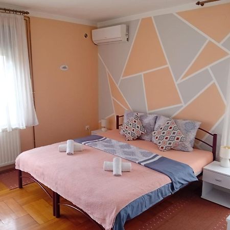 Apartments & Rooms 4 Rijeke Карловац Екстериор снимка